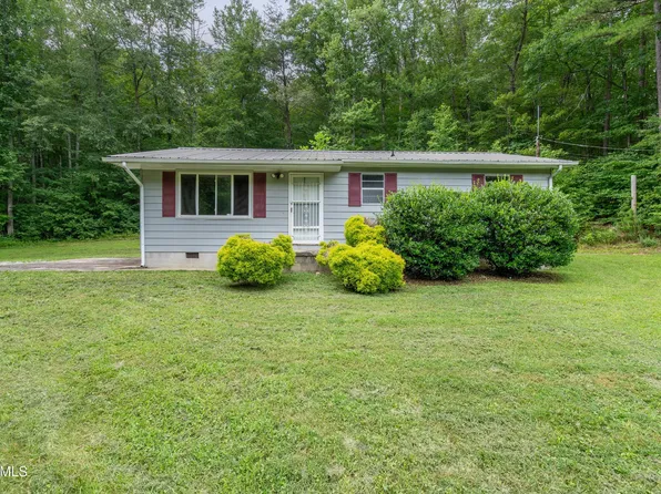 1790 Airport Rd, Oakdale, TN 37829