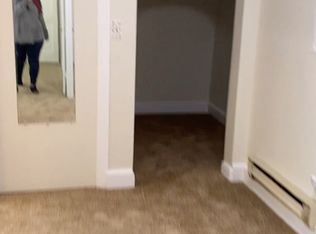 228 Olen Dr #C, Glen Burnie, MD 21061
