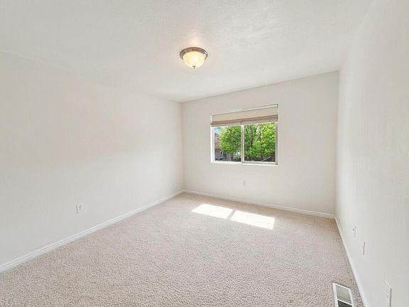 5th image of 790 N 2720 E Unit 16