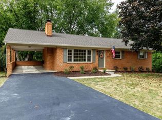 317 Sussex Dr, Staunton, VA 24401