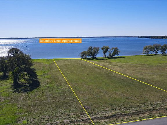 4th image of 10 Triangle Shores Dr