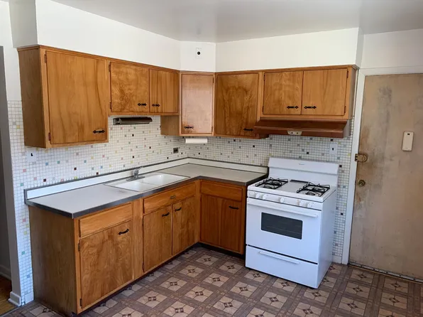 6440-6442 N Richmond