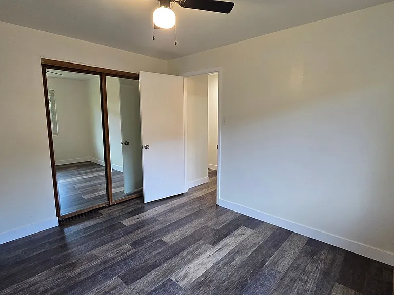 100 Hunter Lake Dr — Photo 14