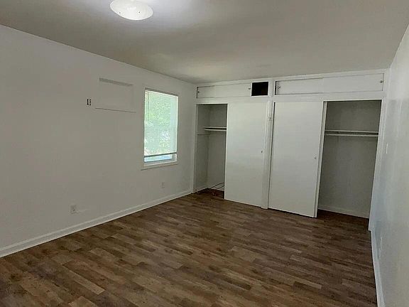 3rd image of 1023 Croft Ave NE