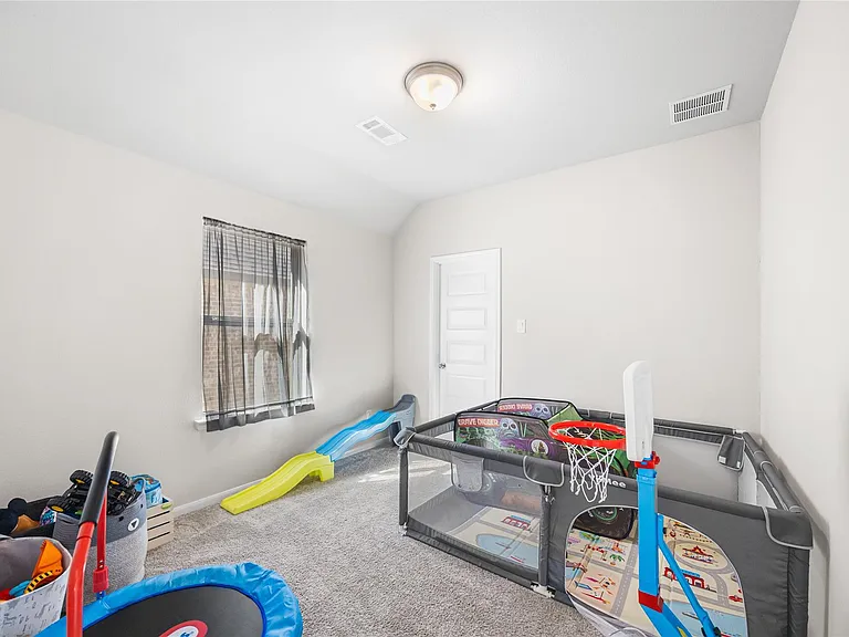 2736 Ahnya Ln — Photo 40