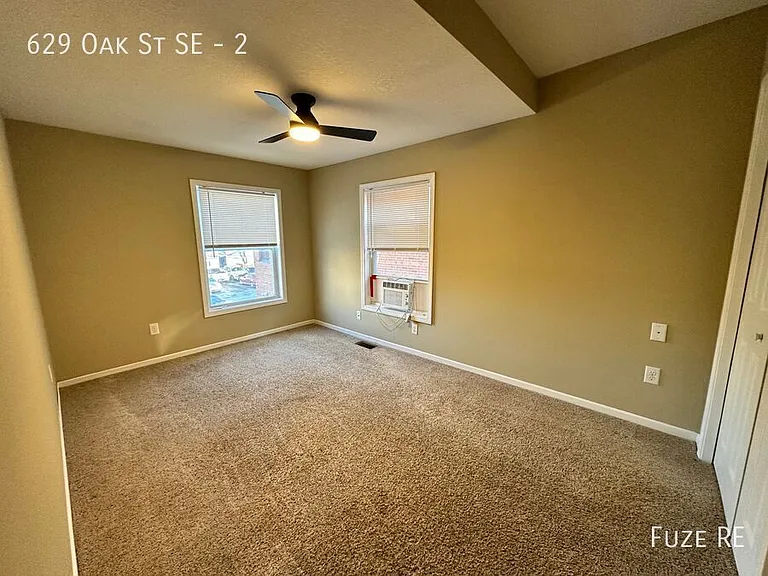 629 Oak St SE #2 — Photo 47