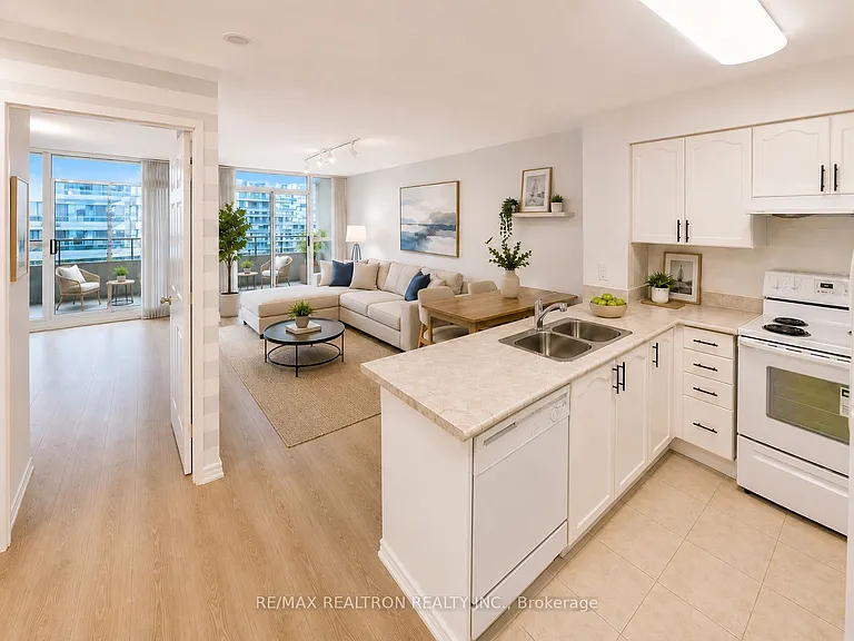 23 Hollywood Ave #1809 — Photo 2