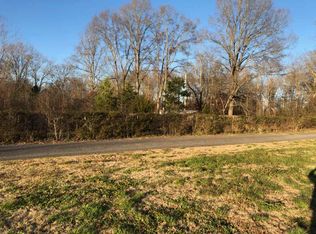 1313 Chrisman Rd, Dandridge, TN 37725