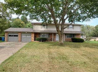 2332 List St NW, Massillon, OH 44646