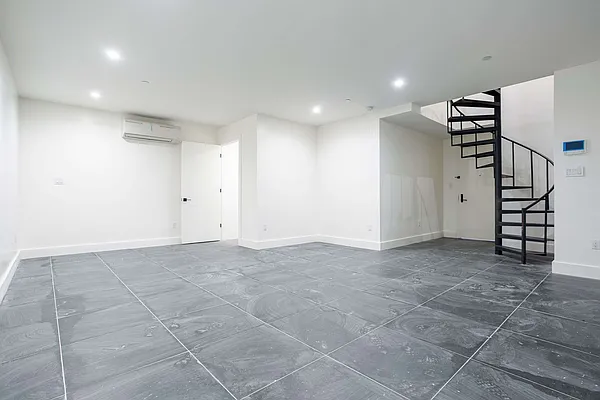 Rented by Emes Homes Realty LLC | media 33