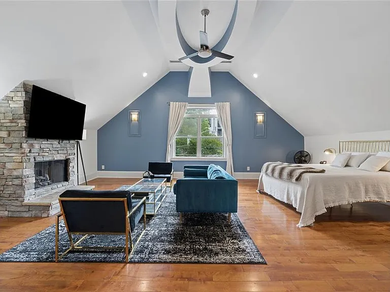 460 Felton Dr NE — Photo 38