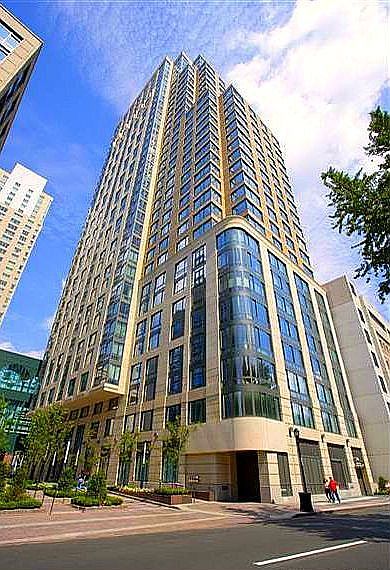 Trump Tower Luxury steps from fabulous shopping and dining