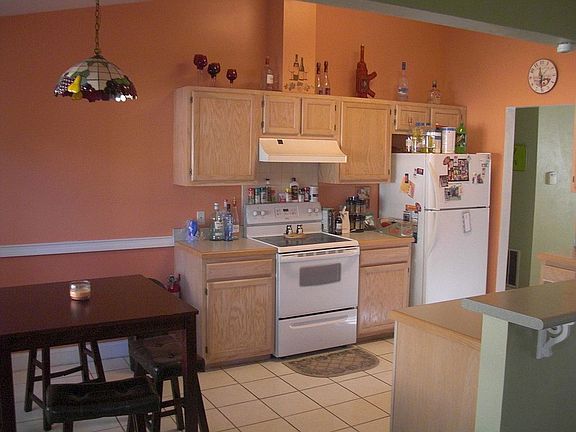 5th image of 8303 NW 36th Ave