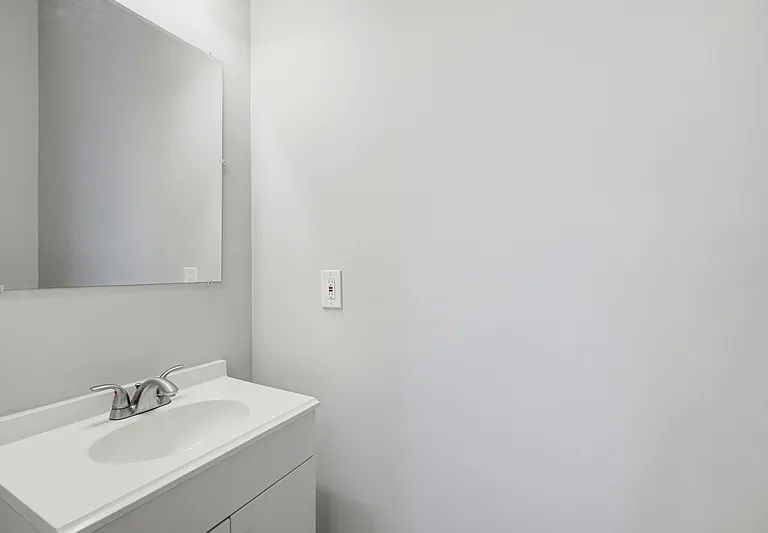 1506 Madison Ave #2 — Photo 6