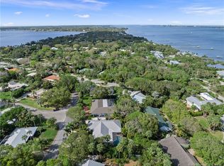 20 Banyan Rd, Sewalls Point, FL 34996