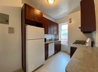 215 W 116th St APT 2F, New York, NY 10026