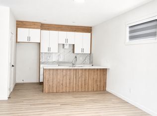 9920 160th St NW, Edmonton, AB T5P3E4