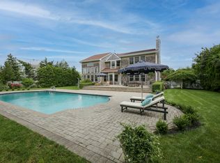 5 Seasons Ln, Southampton, NY 11968