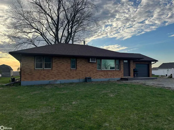 303 N Main St, Olds, IA 52647