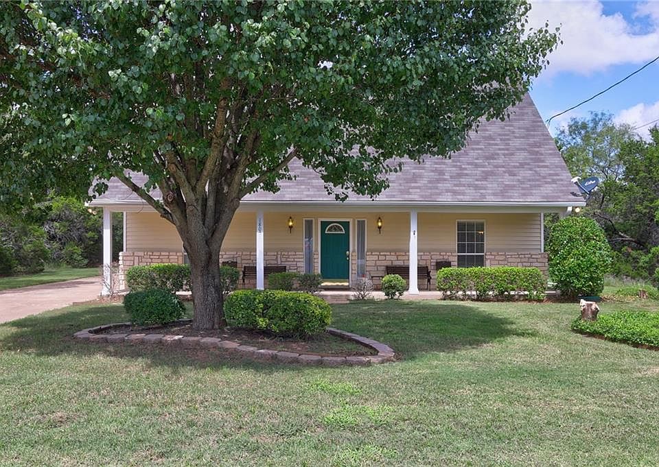 1st image of 18051 Southhill Dr