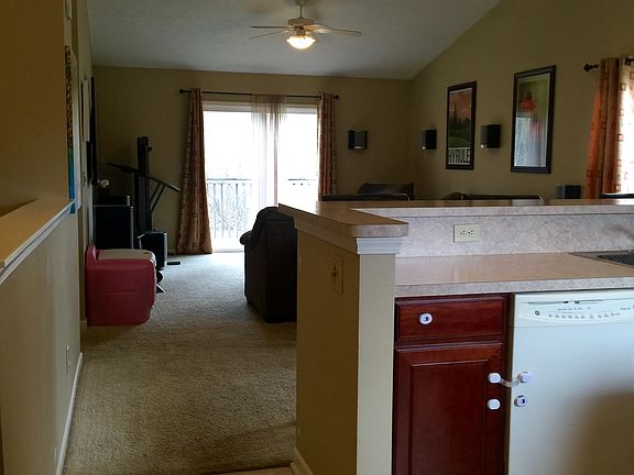 2nd image of 2521 Arbor Forest Dr