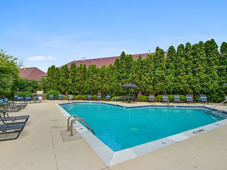 Vast Swimming Pool Area