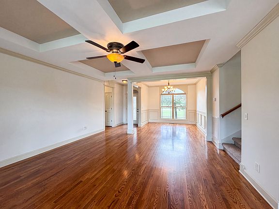 3rd image of 3512 Martins Woods Ln