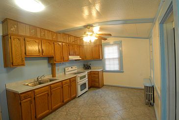 eat in kitchen