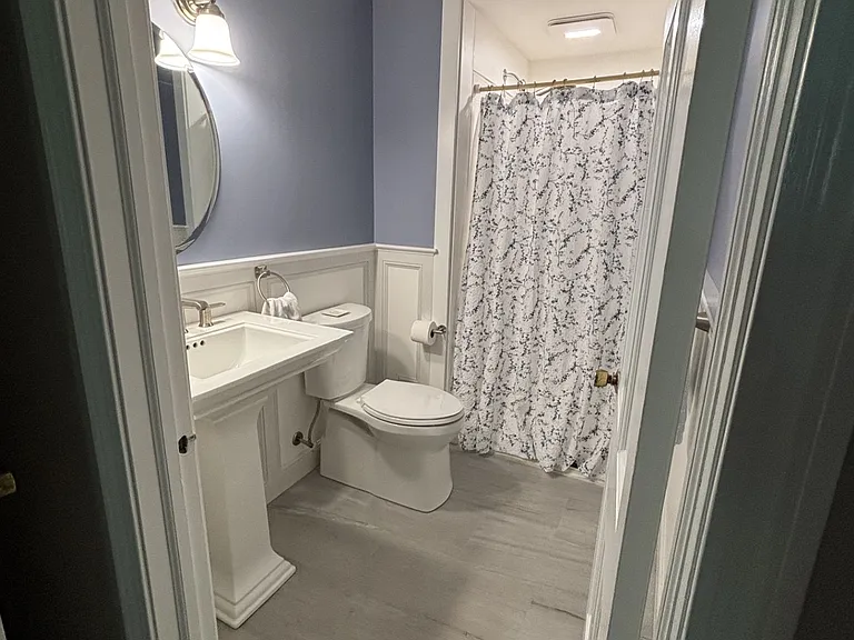 20 Godman Rd — Photo 18