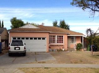 19935 Archwood St, Winnetka, CA 91306