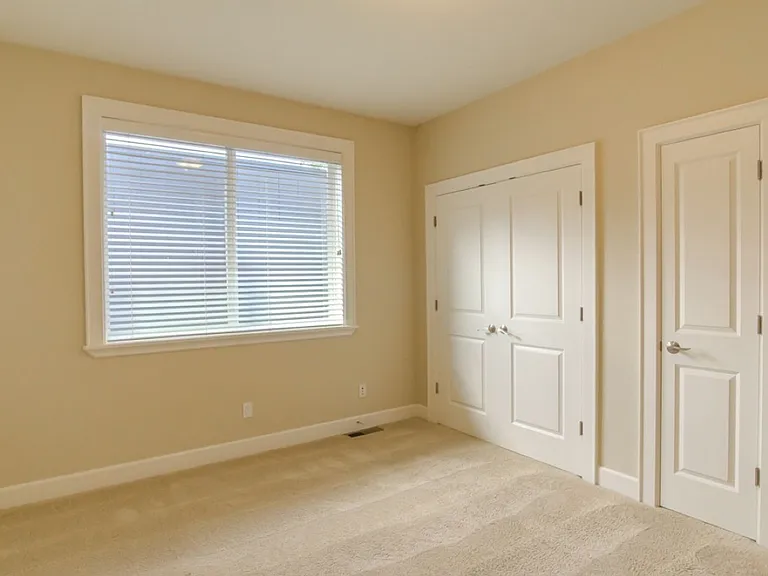 8568 Sand Point Way NE — Photo 38