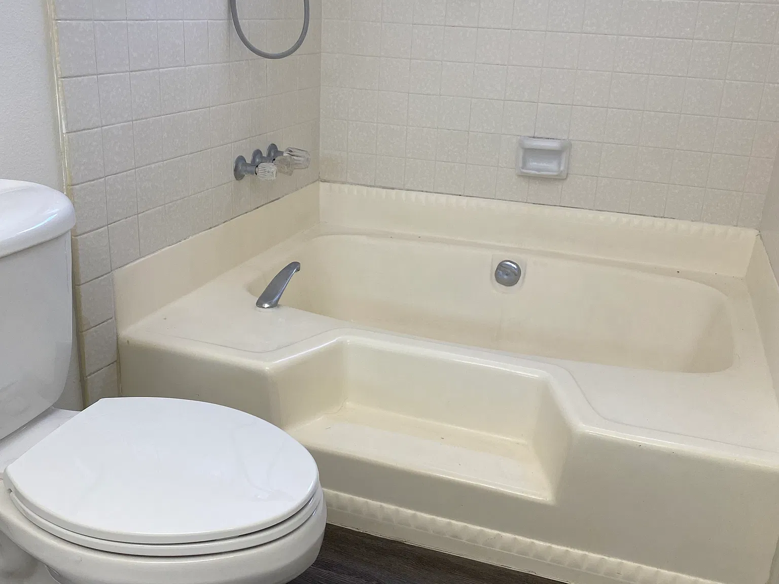 4 bed, 1626 sqft, $3,200 — Photo 4