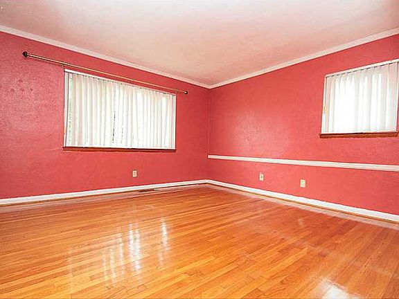 2nd image of 4856 Frostburg Ln