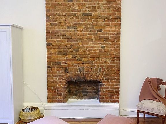 4th image of 214 Saint James Pl #2RR