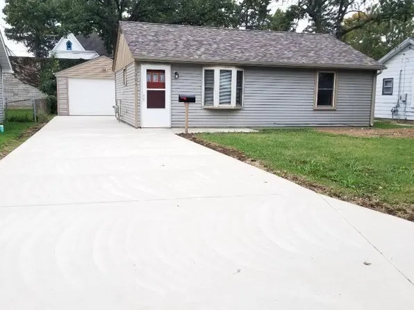 1204 6th St, La Porte, IN 46350