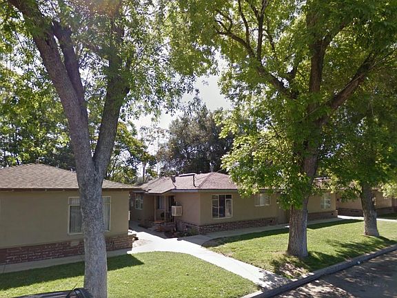 2nd image of 2215 Lawrence Ave