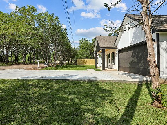 4th image of 210 Flint Ridge St