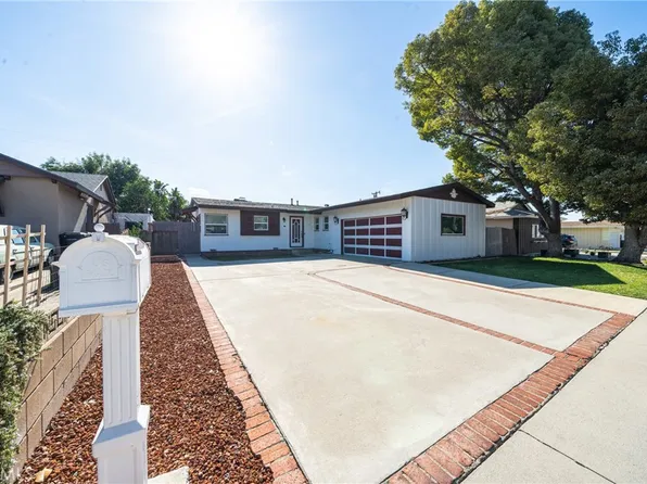 214 E Colorado Ave, Glendora, CA 91740