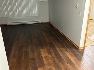 630 N Shelby Pl APT 7, Hobart, IN 46342
