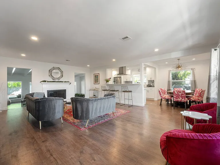 12703 Hatteras St — Photo 42