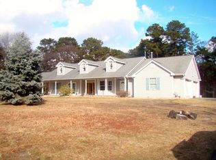 490 Havens Cove Rd, Brick, NJ 08723