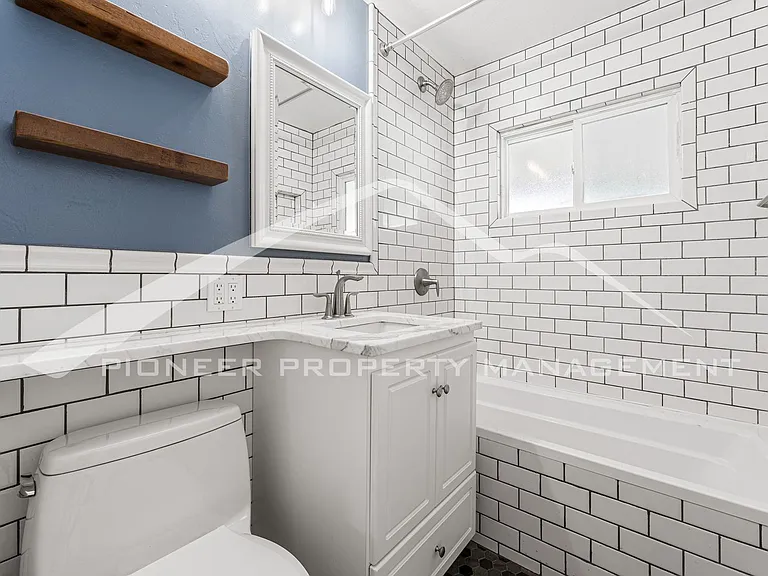 5095 Clay St — Photo 11