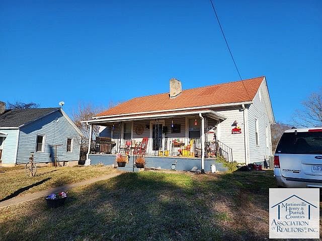 1st image of 104 Warren Ct