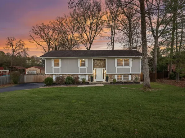 2430 Maplewood Dr, Chattanooga, TN 37421