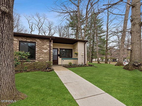 4th image of 102 Arrowood Road #B