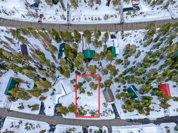 5252 Palisade Rd #27, Soda Springs, CA 95728