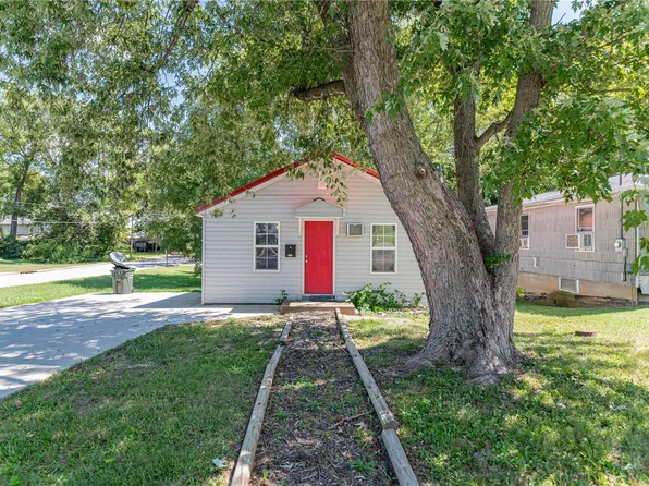 1406 Ozark St, Rolla, MO 65401