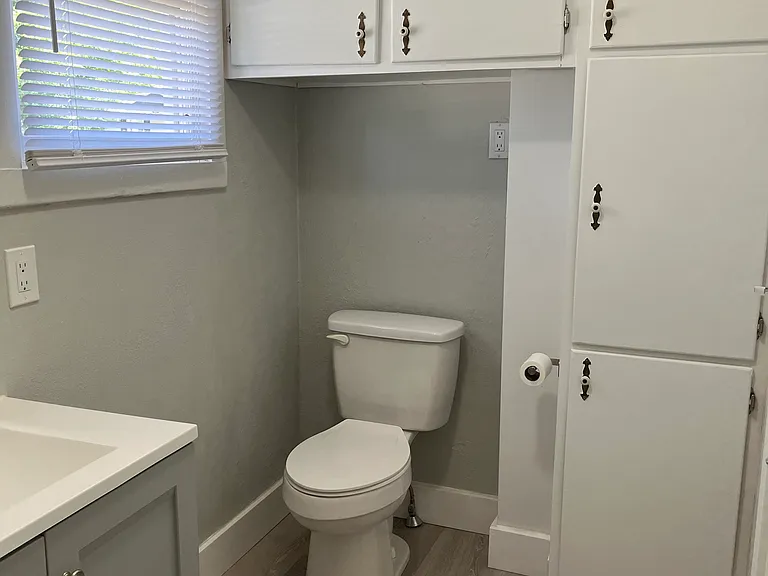 Bathroom with lots of storage