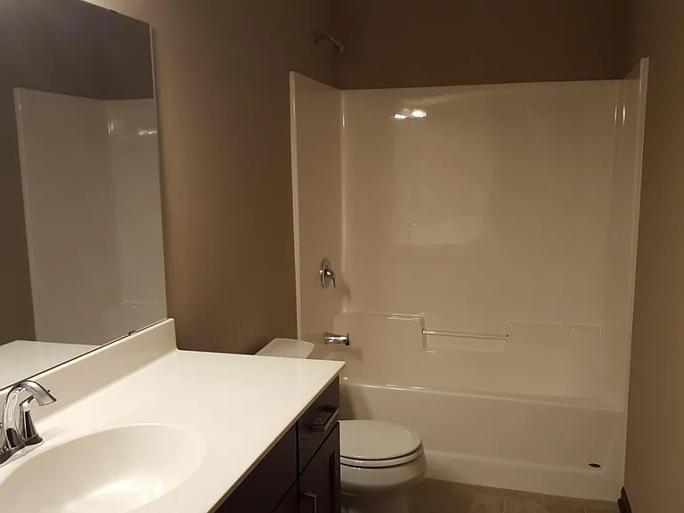 Upper bath