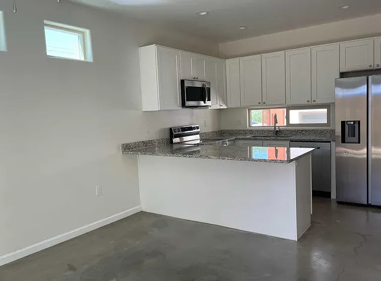 Greenhaven Apartments — Photo 2